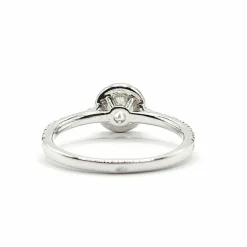 Bague or blanc sertie de diamants