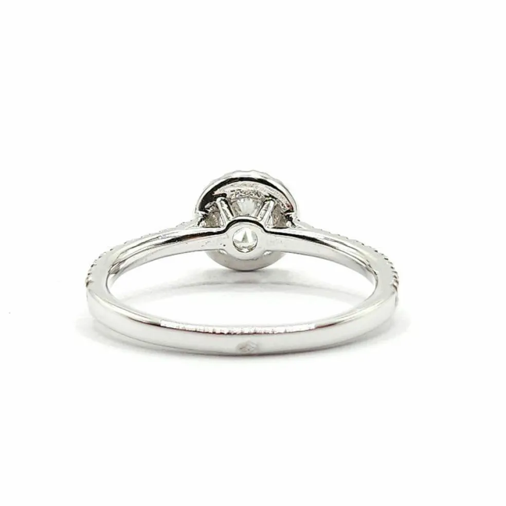 Bague or blanc sertie de diamants