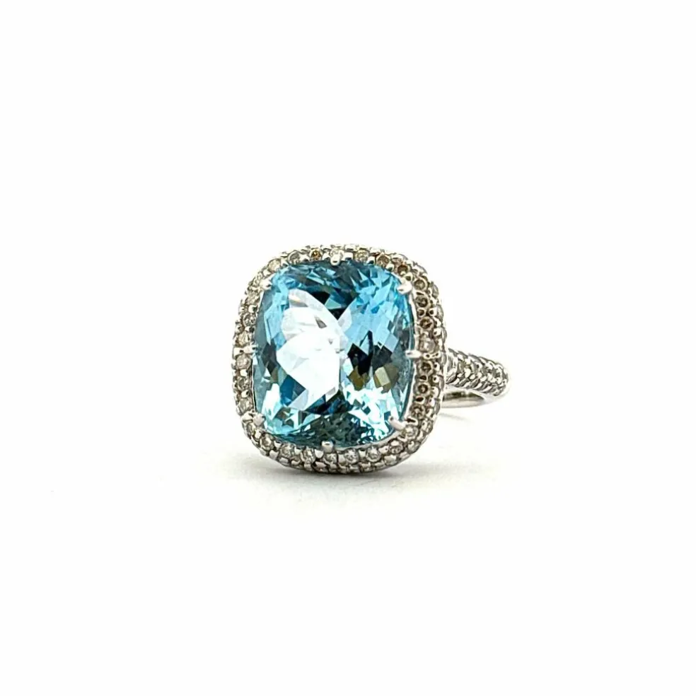 Bague or blanc topaze bleue et diamants