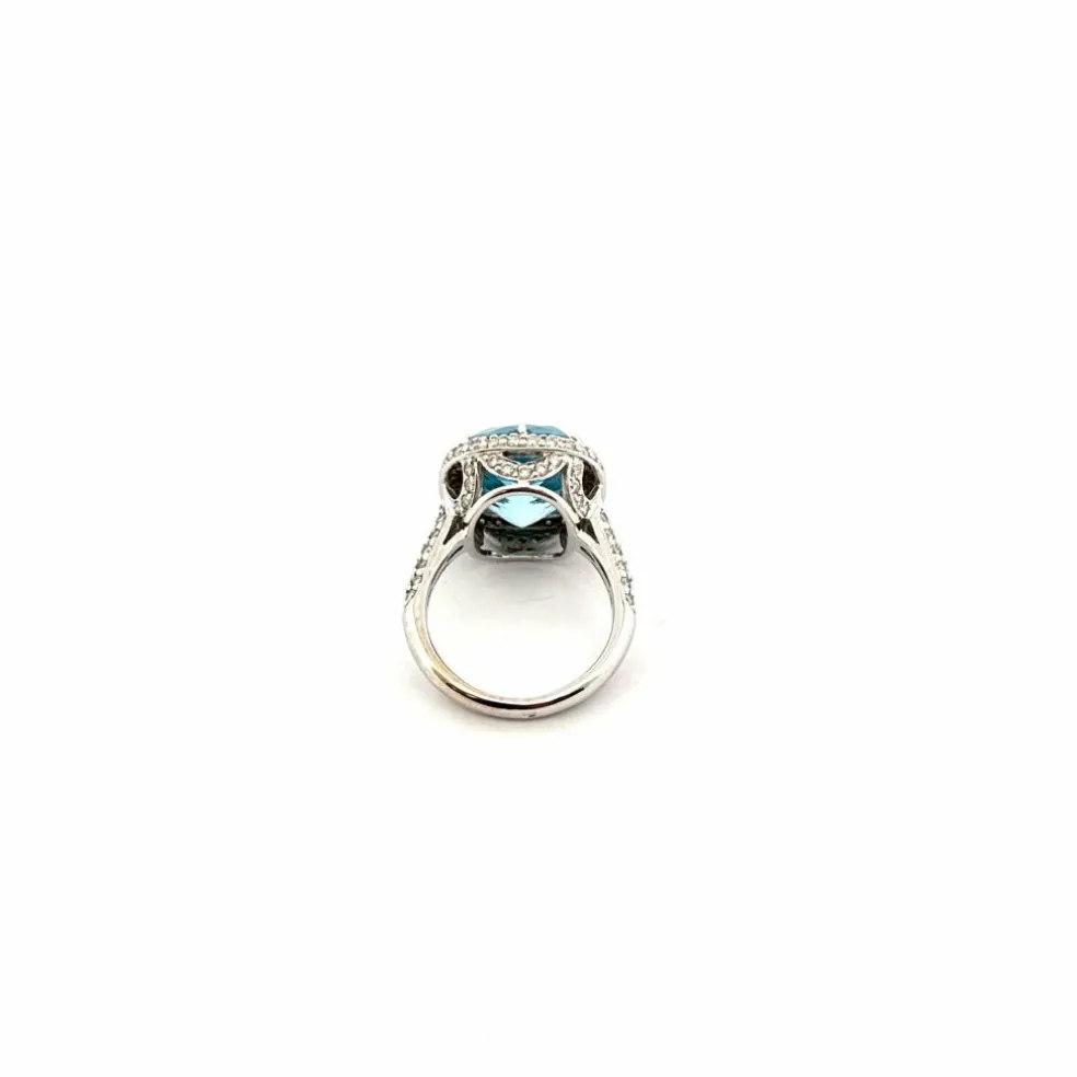 Bague or blanc topaze bleue et diamants