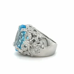 Bague or blanc topaze et diamants