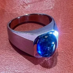 Bague or blanc tourmaline bleue