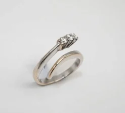 Bague or blanc trilogie diamants