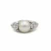 Bague or, diamants et perle