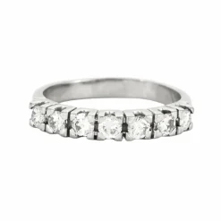 Bague or et diamant