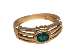 Bague or et émeraude