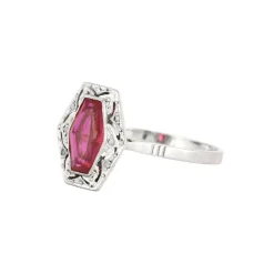 Bague or et pierre rose