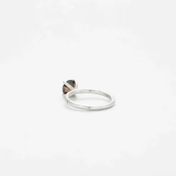 Bague or gris diamant fancy brown et diamants incolores