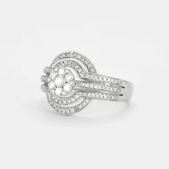 Bague or gris et diamants