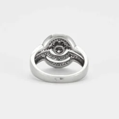 Bague or gris et diamants
