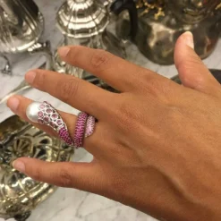 Bague or gris saphirs roses perle
