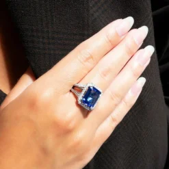 Bague or gris tanzanite diamants