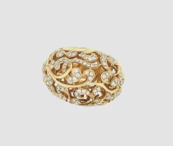 Bague Or Jaune 18 Carats Avec Détails En Dentelle Diamants 1.02 Carats