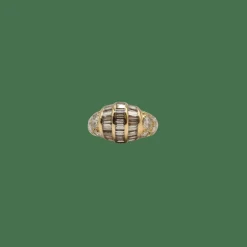 Bague or jaune 18 carats sertie de diamants ronds et baguettes