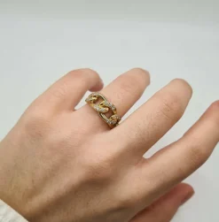 Bague or jaune 18 carats sertie de diamants