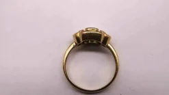 Bague or jaune, aigue-marine et diamants