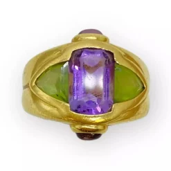 Bague or jaune, améthystes, péridots
