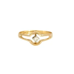 Bague or jaune centrée d'un diamant
