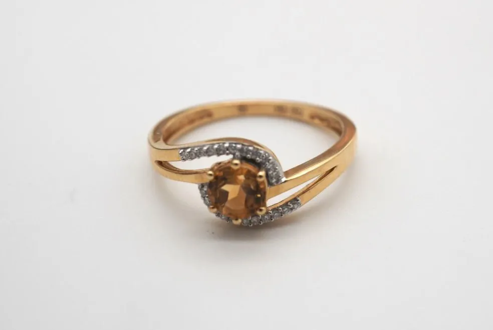 Bague or jaune citrine diamants