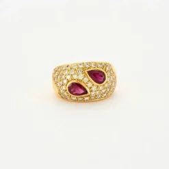 Bague or jaune deux rubis poire etdiamants