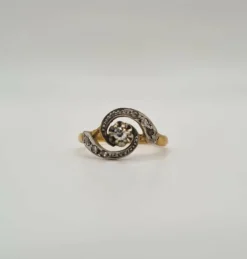 Bague or jaune diamant