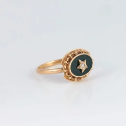 Bague or jaune diamant et jaspe sanguin