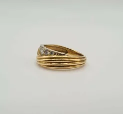 Bague or jaune diamants
