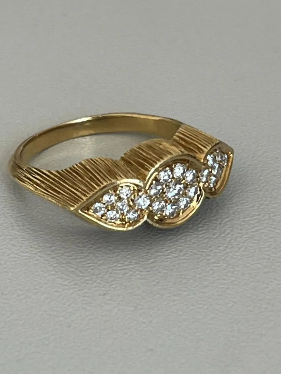 Bague or jaune diamants