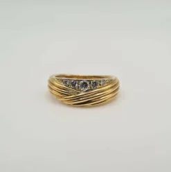 Bague or jaune diamants