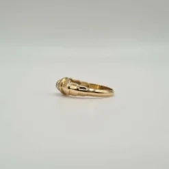 Bague or jaune, diamants et saphir