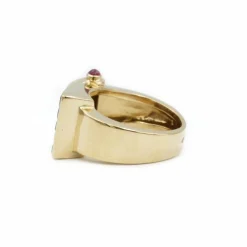 Bague or jaune diamants rubis