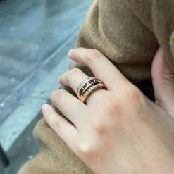 Bague or jaune diamants rubis