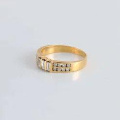 Bague or jaune Diamants ronds et baguettes