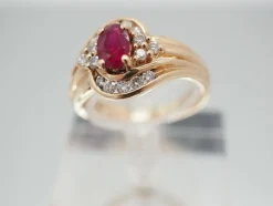 Bague Or jaune Diamants Rubis