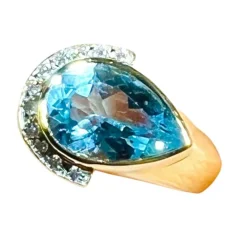 Bague or jaune, Diamants, Topaze Bleue