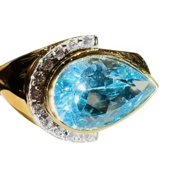 Bague or jaune, Diamants, Topaze Bleue