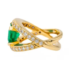 Bague Or jaune Emeraude