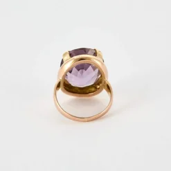 Bague or jaune et améthyste