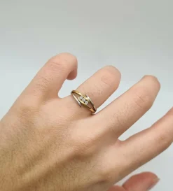 Bague or jaune et blanc sertie de diamants