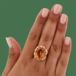 Bague or jaune et citrine ovale