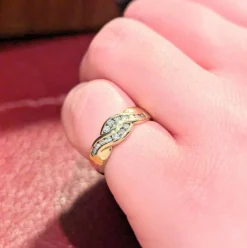 Bague or jaune et diamants