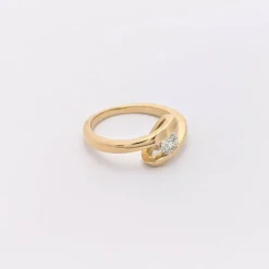 Bague or jaune et diamant