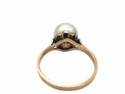 Bague or jaune et perle