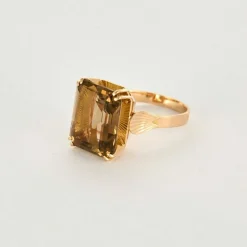 Bague or jaune et quartz fumé