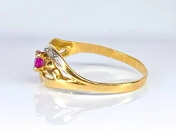 Bague or jaune et rubis