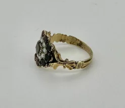 Bague or jaune grenat