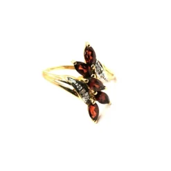 Bague or jaune grenats diamants