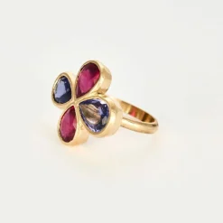 Bague or jaune 18kt rubis saphirs