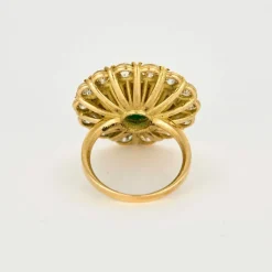 Bague or jaune émeraude 3cts et diamants 4cts