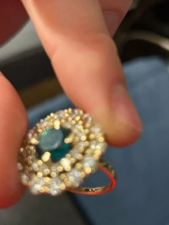 Bague or jaune émeraude 3cts et diamants 4cts